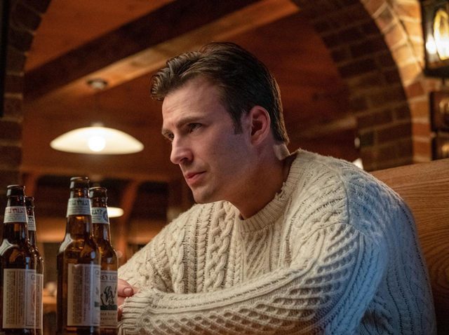 “愛犬家”クリス・エヴァンス、『ナイブズ・アウト』で「犬嫌い」を演じるために使った裏技