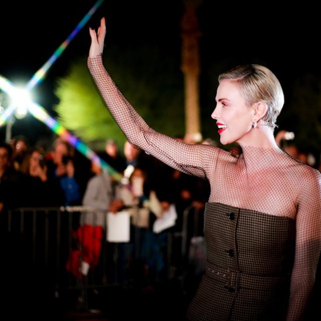 【写真で比較】美魔女シャーリーズ・セロンは10年で顔が変わっていないことが判明！