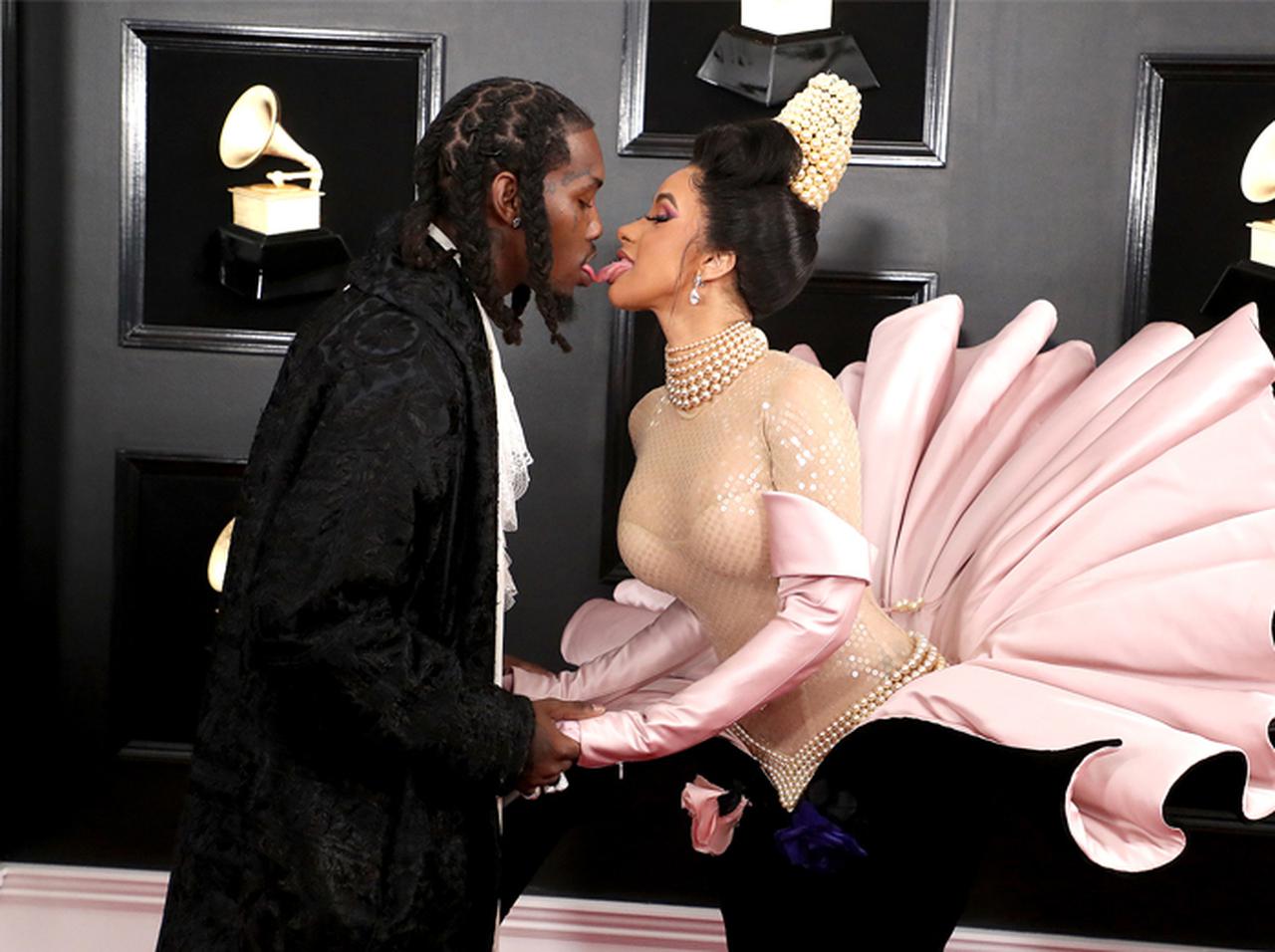 カーディ・B、公の場で夫と「ベロチュー」連発する理由が意外とマジメだった