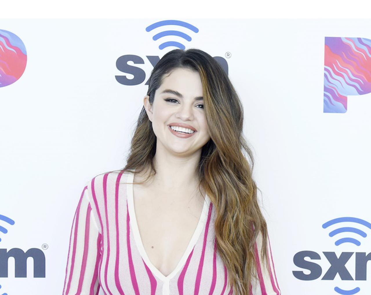 セレーナ・ゴメス、新ブランドを発表!レア・ビューティーは美容ブランド以上のものになる