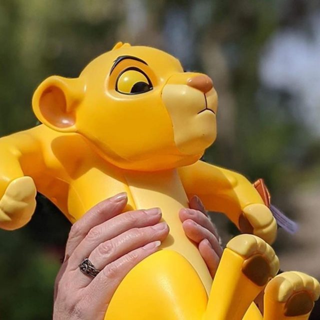 ディズニー『ライオン・キング』のポップコーンバスケット、名シーンを真似したくなる