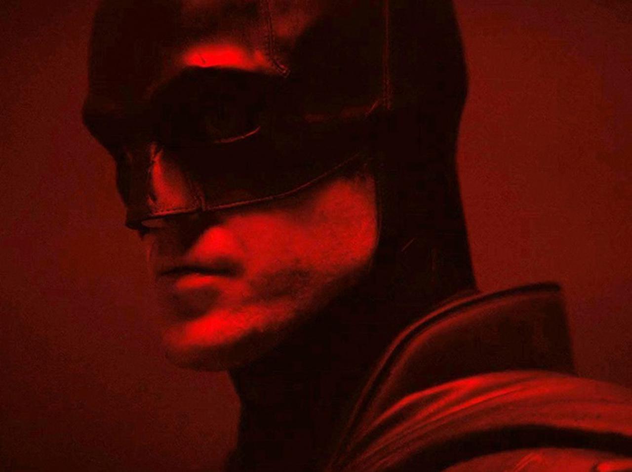 ロバート・パティンソンがついにバットマンスーツ着用!『ザ・バットマン』の映像を監督が公開