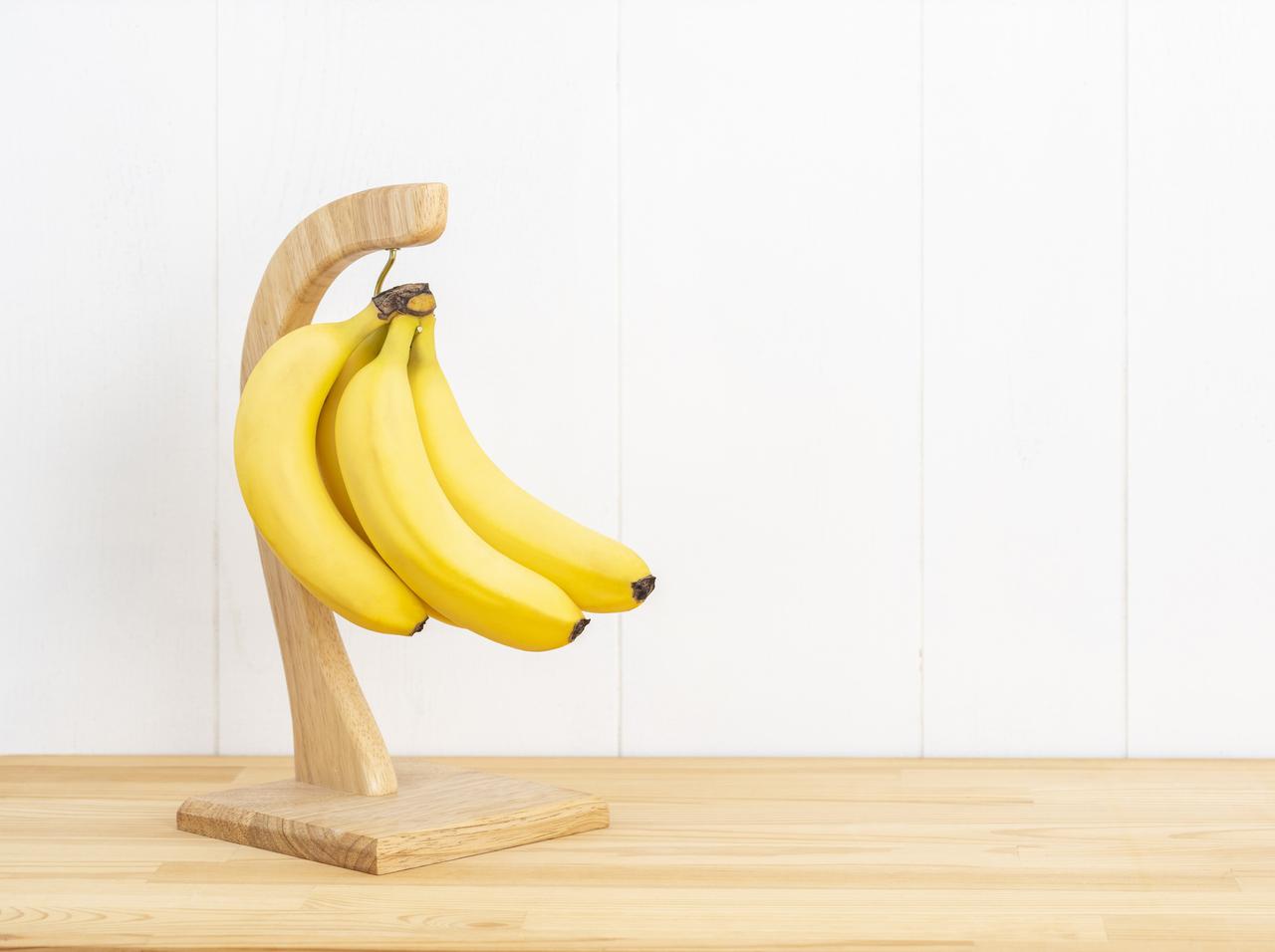 「あそこ」を大きくしたいとバナナを塗るな、美容系YouTuberのデマに医師がアドバイス