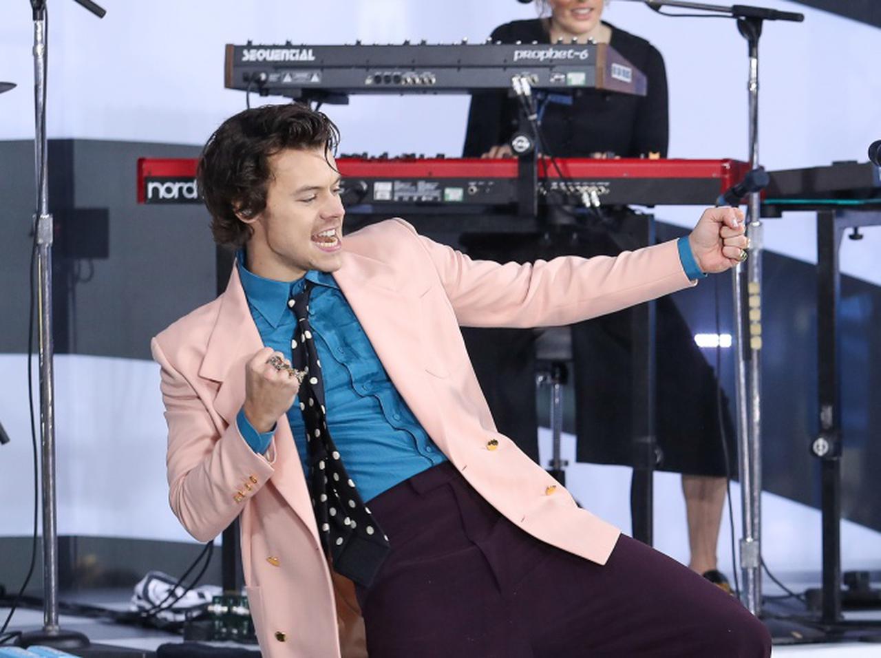 ハリー・スタイルズ、ツアー延期決定も「リスケの早さ」がハンパない