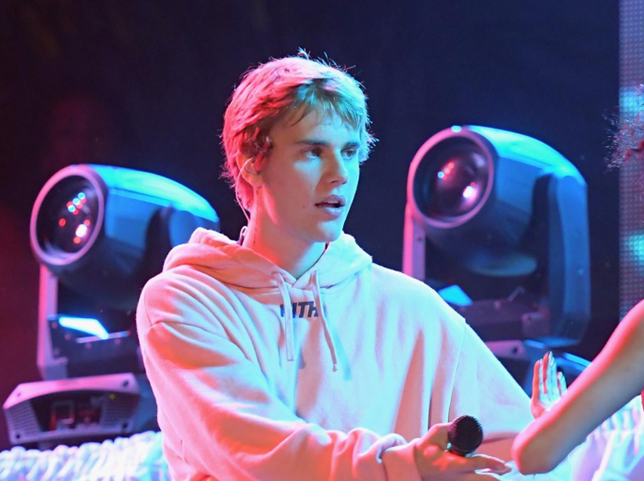 ジャスティン・ビーバー、新型コロナの影響でツアー会場の規模を縮小