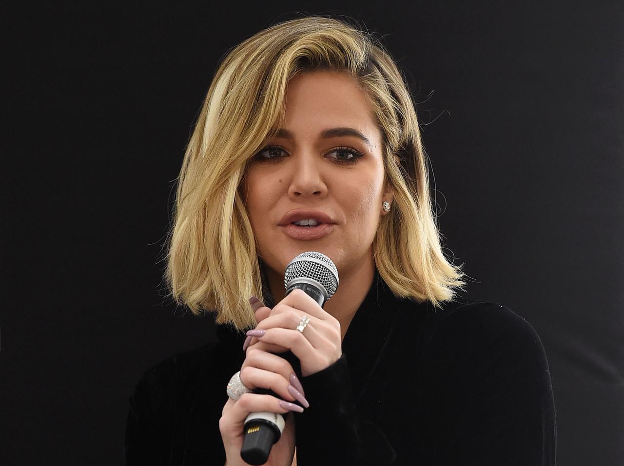 恋人の浮気が原因で「母乳が出ない」、クロエ・カーダシアンが悩みと完ミ育児のメリットを告白