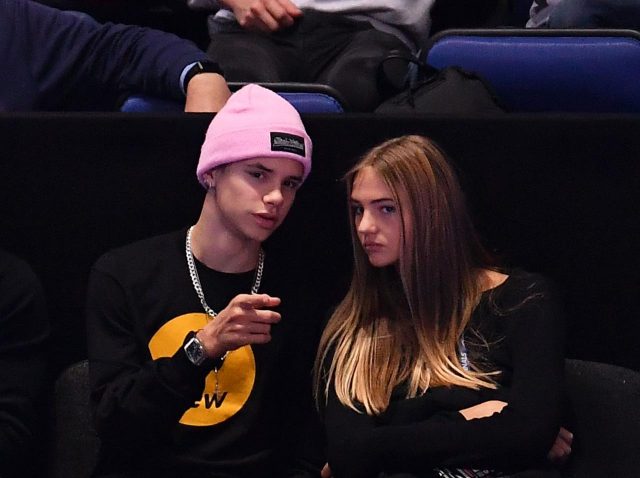 17歳ロメオ・ベッカム、同い年彼女とのキス写真をインスタグラムに公開