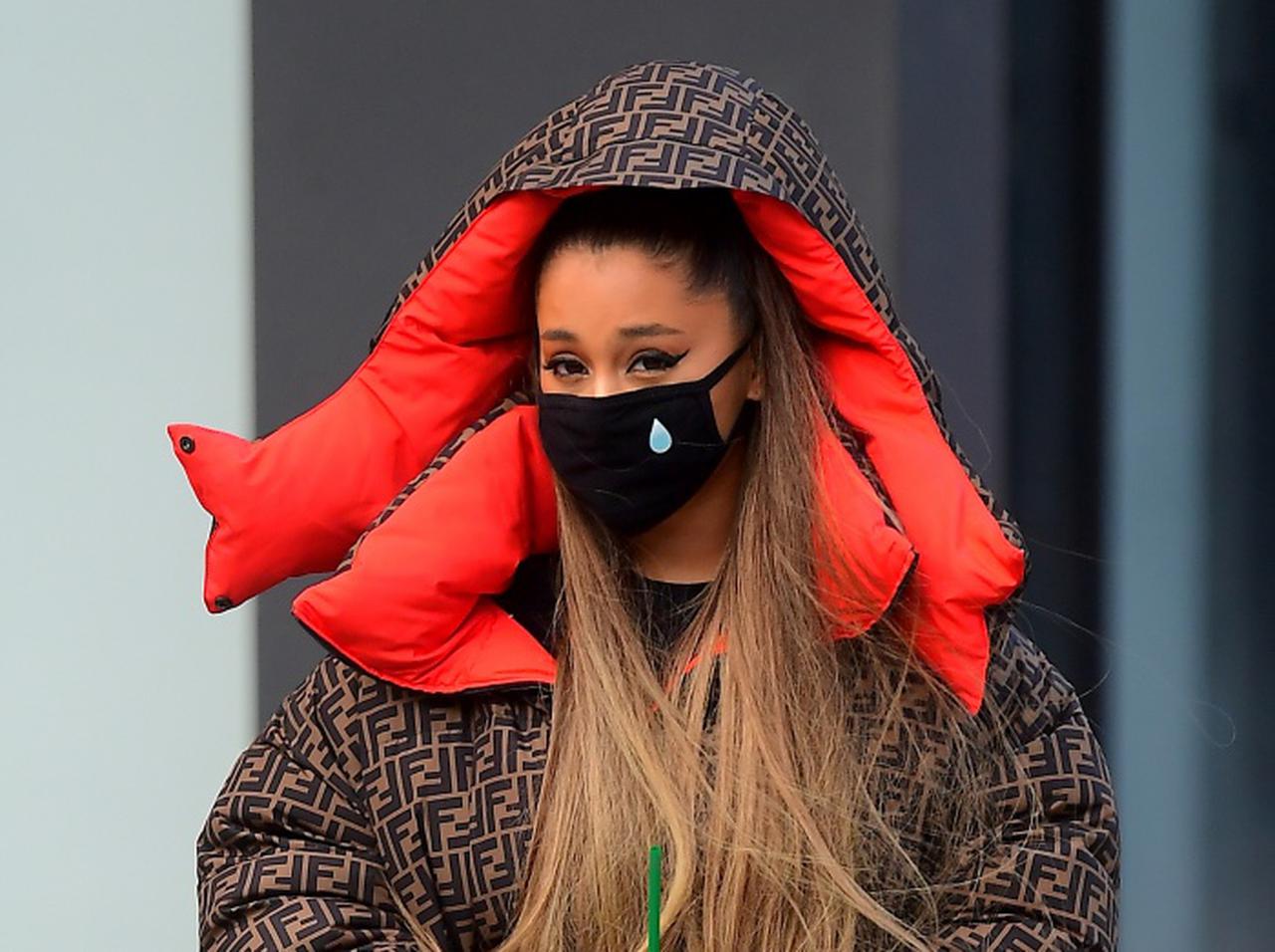 アリアナ・グランデ、新型コロナウイルスを甘く見る「健康な若者」を一喝