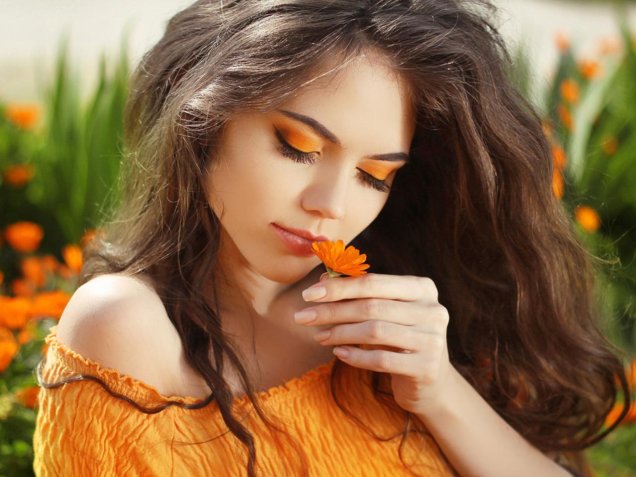 2020年春メイク！「旬カラー」を使ったトレンドメイク集