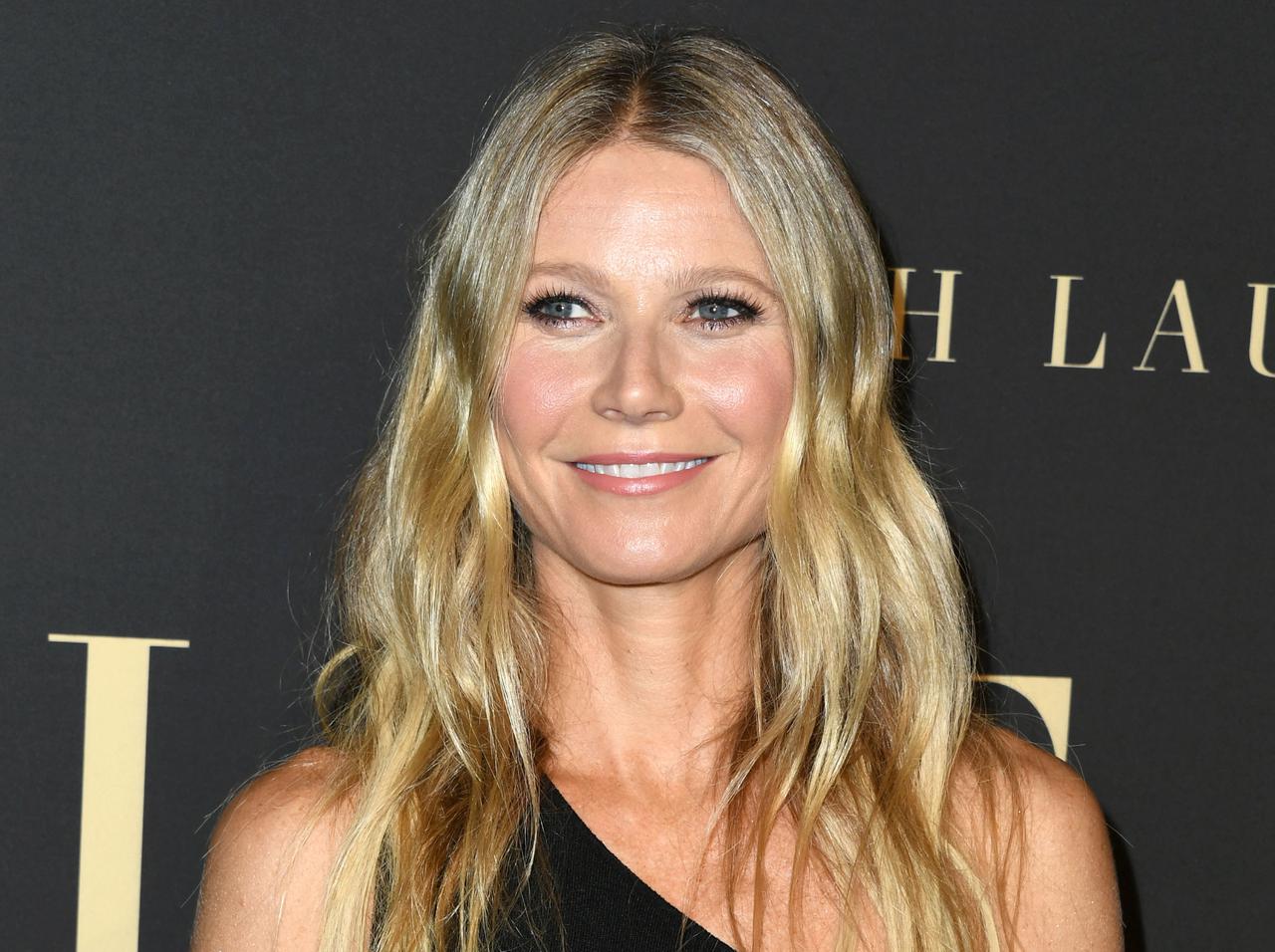 グウィネス・パルトロウ、『今でも気にいらない出演作』は「体重130kg越え」になったあれ！