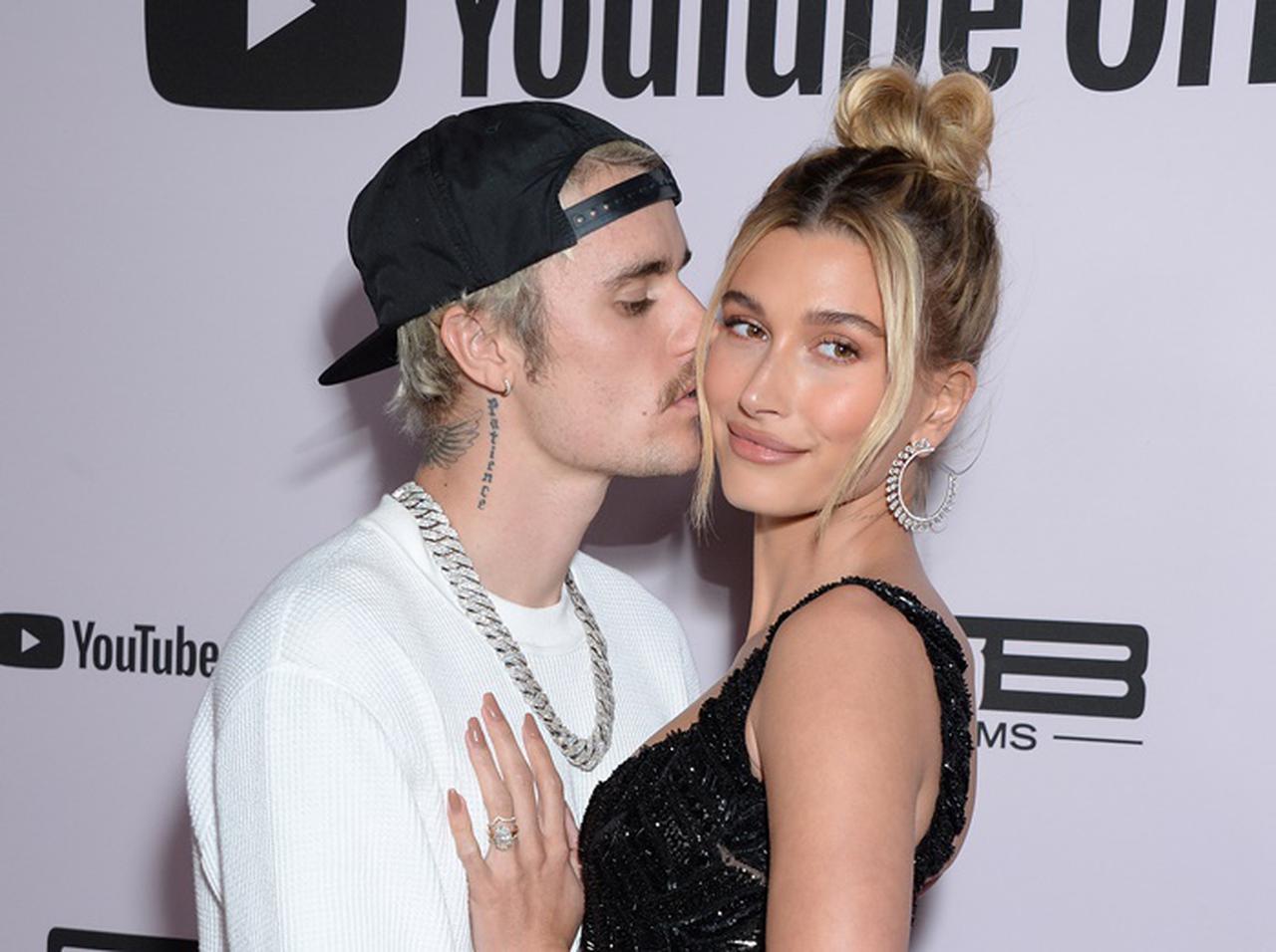 ヘイリー・ビーバー、東京で撮影したジャスティン・ビーバーとの「秘蔵写真」を公開