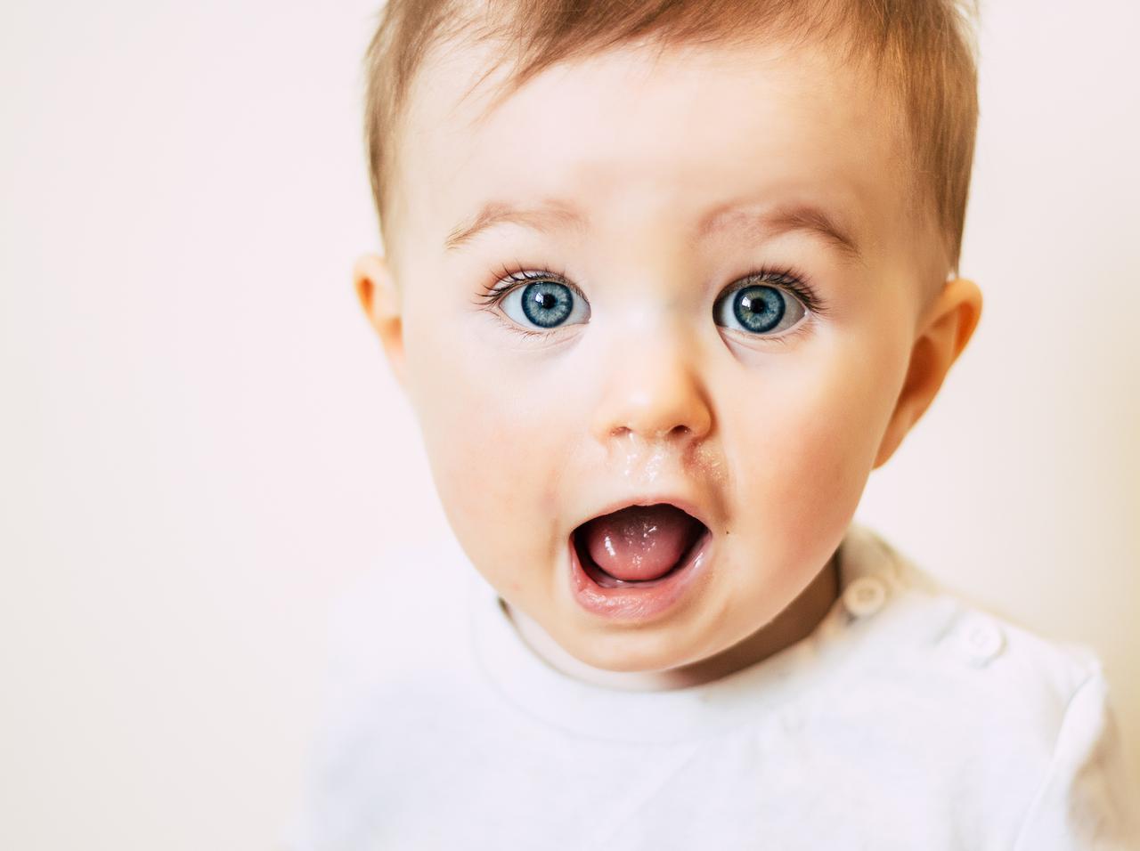 ハイテクな指紋認証を騙す！「クリエイティブな方法」の結果が鮮やか