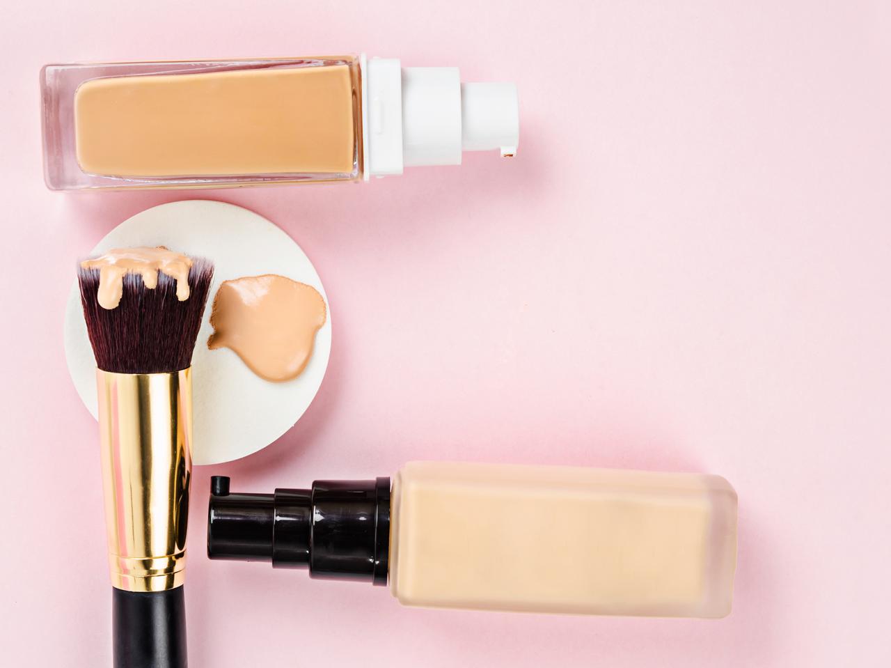 ファンデは「2種類」持つのが常識!ナチュラル美肌に仕上げるコツ