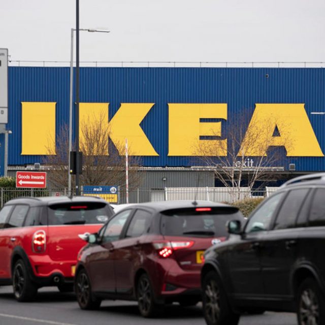 イケア、臨時休業中店舗の駐車場が「今、最も必要とされる場所」に変貌
