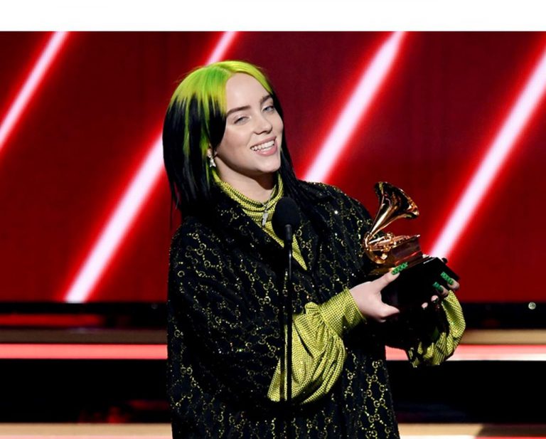 ビリー・アイリッシュ、グラミー賞4冠受賞に「自分は値しない」と語る