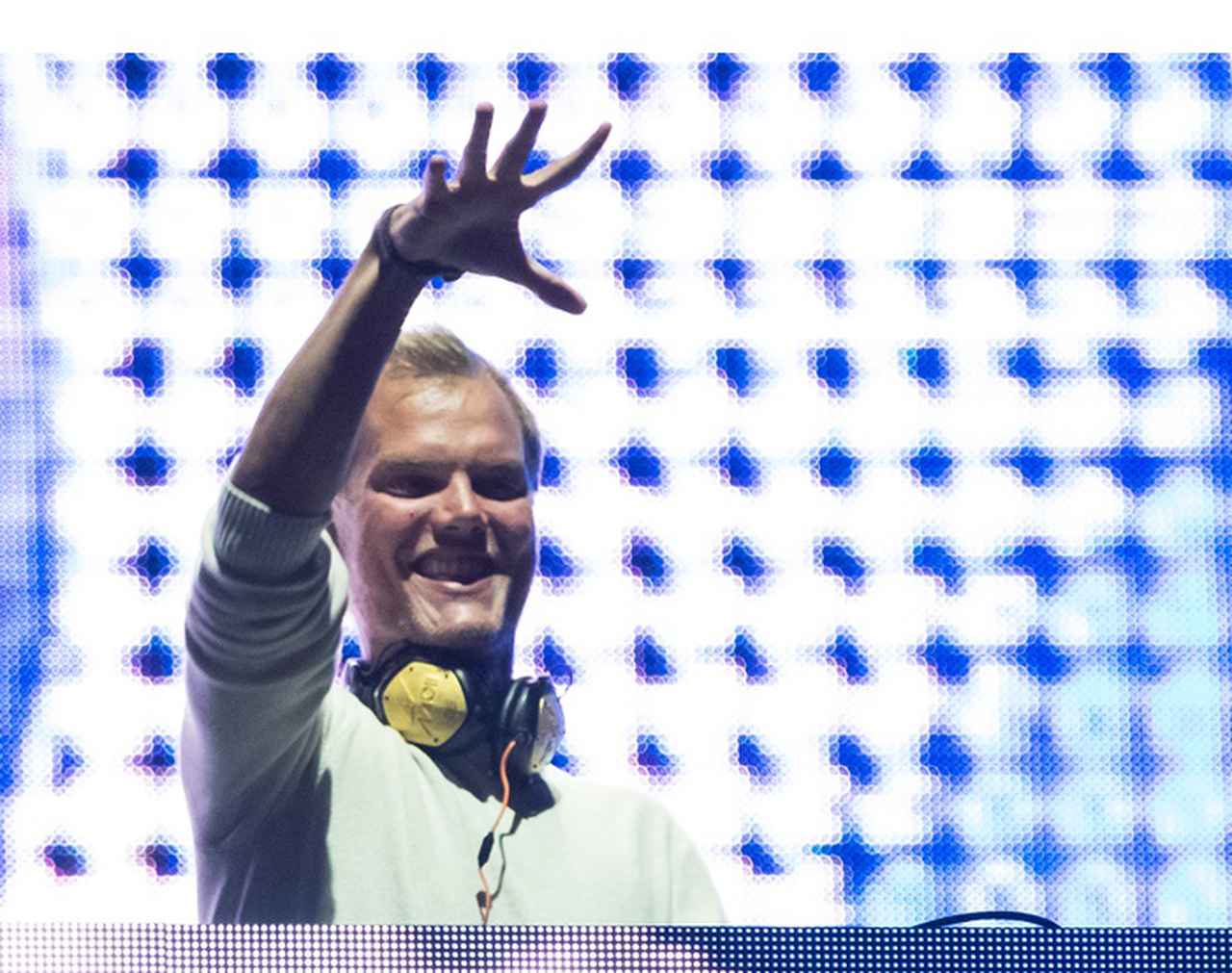アヴィーチーがこの世を去って2年、人気DJたちが「恋しい」とメッセージ