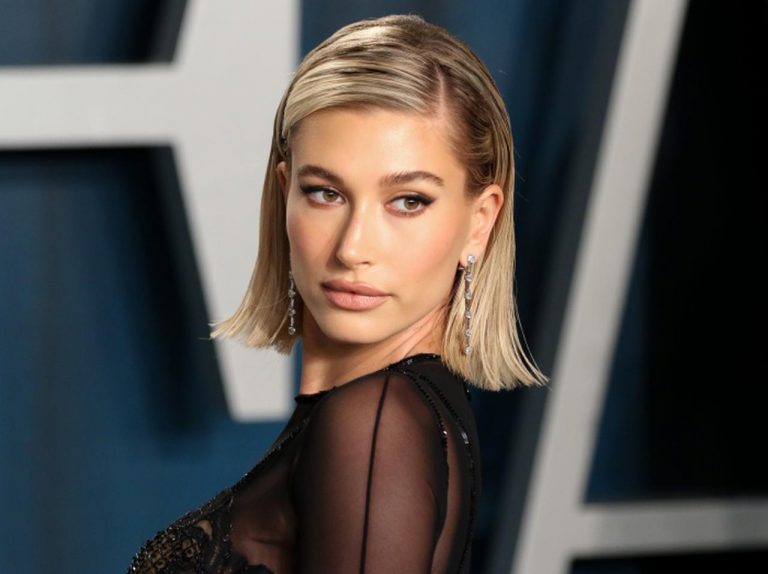 ヘイリー・ビーバー、若い女性に多い「口囲皮膚炎」に悩まされていることを明かす