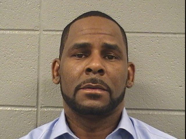 R.ケリーの性的虐待や暴力を告発したドキュメンタリー『サバイビング・R.ケリー』が配信開始