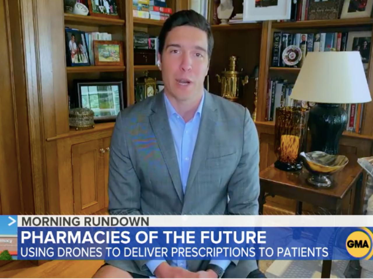 米ニュース番組のリポーター、「パンツ」を履かずリモート出演するも視聴者にバレバレ