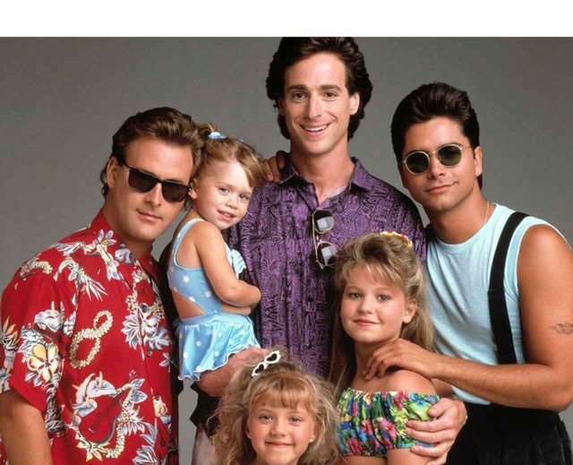 『フルハウス』キャストがオープニング風の啓発動画で笑いを届ける