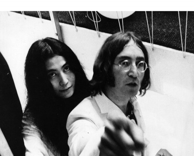 ジョン・レノン前妻の息子、「僕と母親は見捨てられたように感じた」