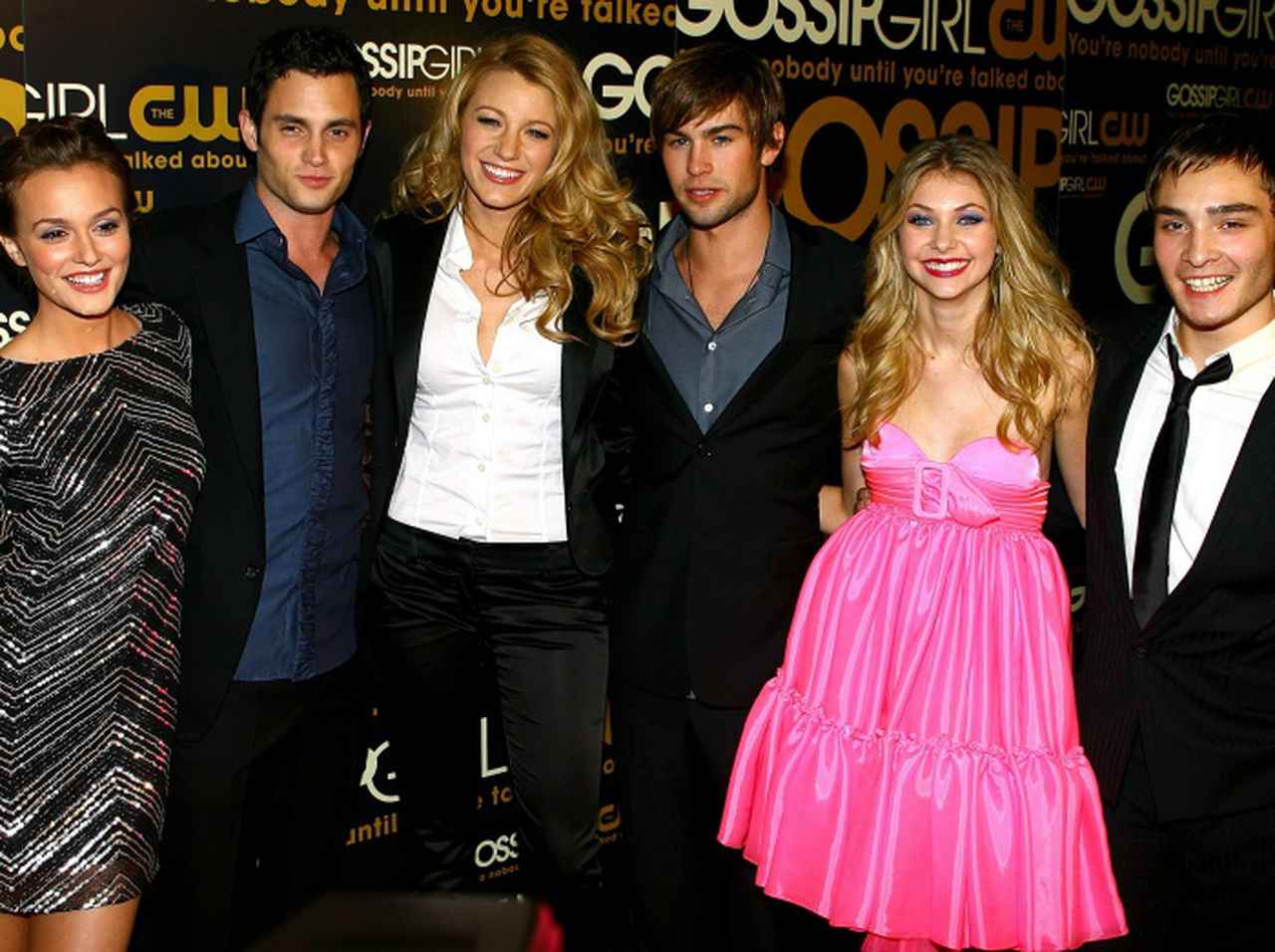 『ゴシップガール』でおしゃれの観点から「使用禁止令」が出ていた定番小物とは?