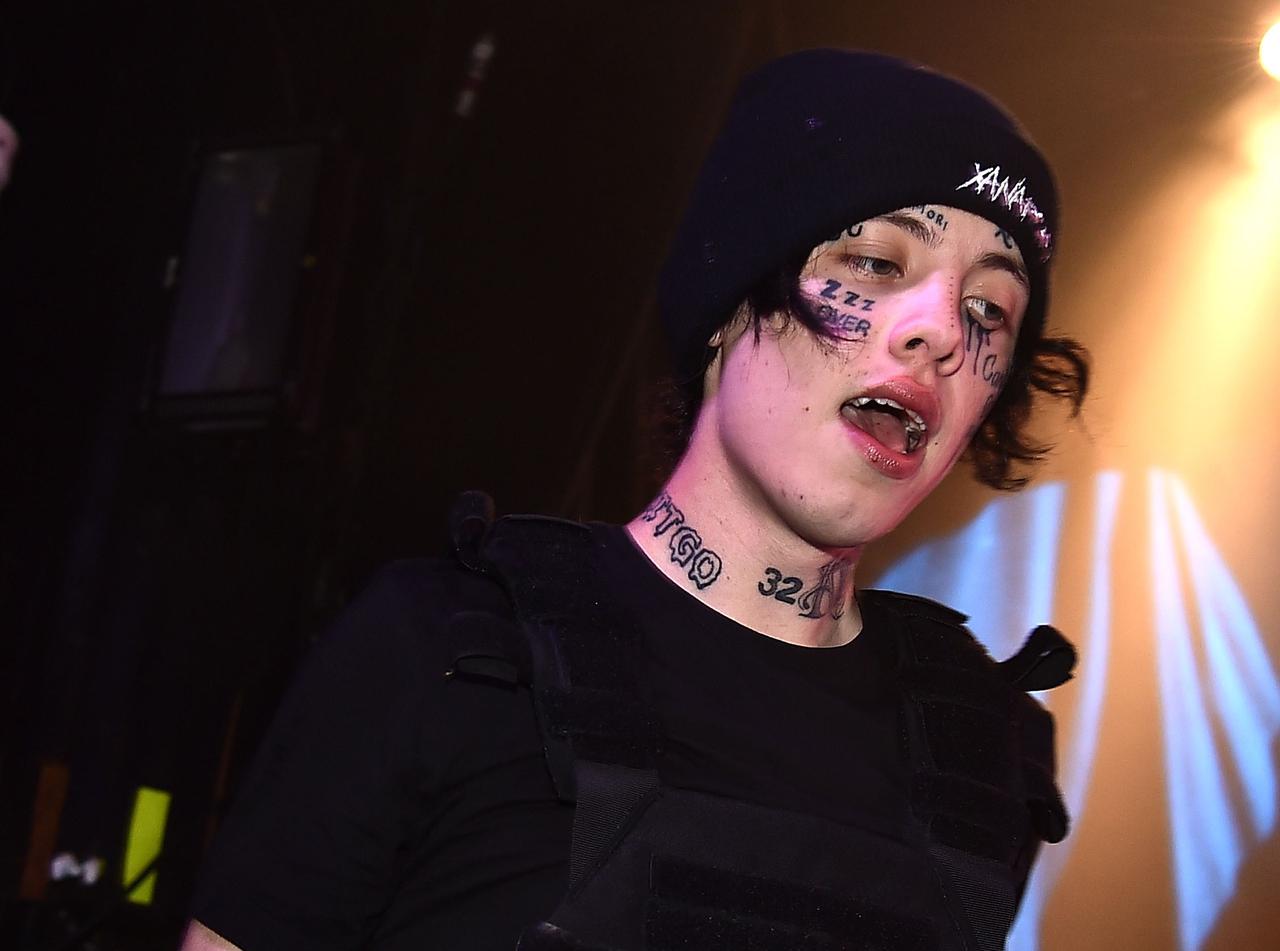 リル・ザン、「コロナストレス」で病院に搬送される