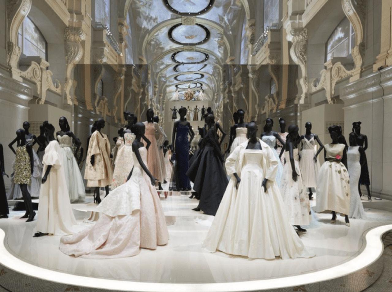 クリスチャン・ディオール、夢のクチュリエ」展の