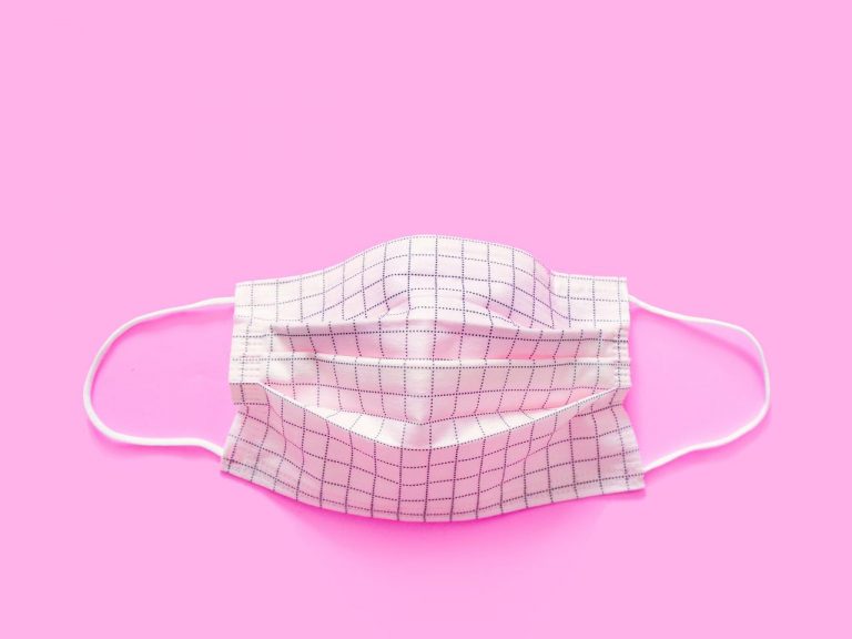 マスク荒れがツライ!原因と解決策を皮膚科医がアドバイス