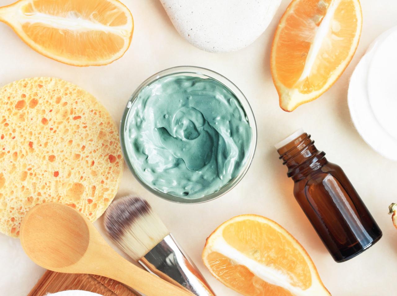 「フェイスマスク」は本当に効果がある？その疑問に皮膚科医が回答