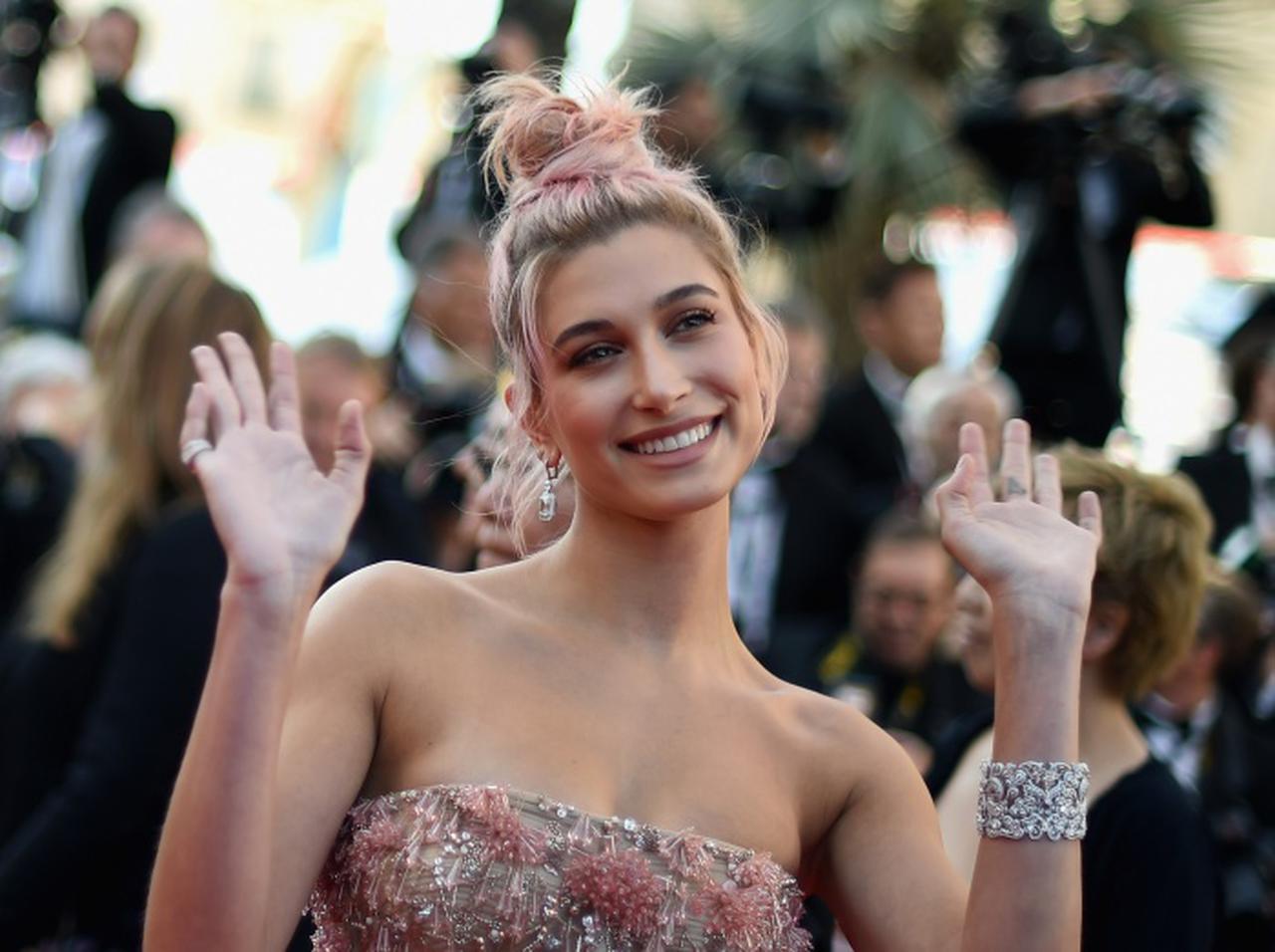 ヘイリー・ビーバー、“ある質問”がきっかけで「夫婦のセックスライフ」の秘密を暴かれる