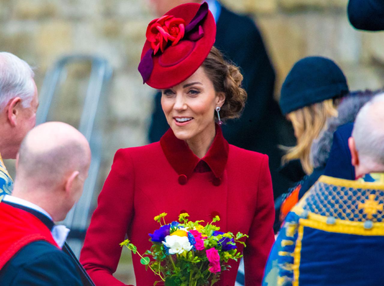 キャサリン妃、「ワンピースを着ただけ」でチャリティに貢献