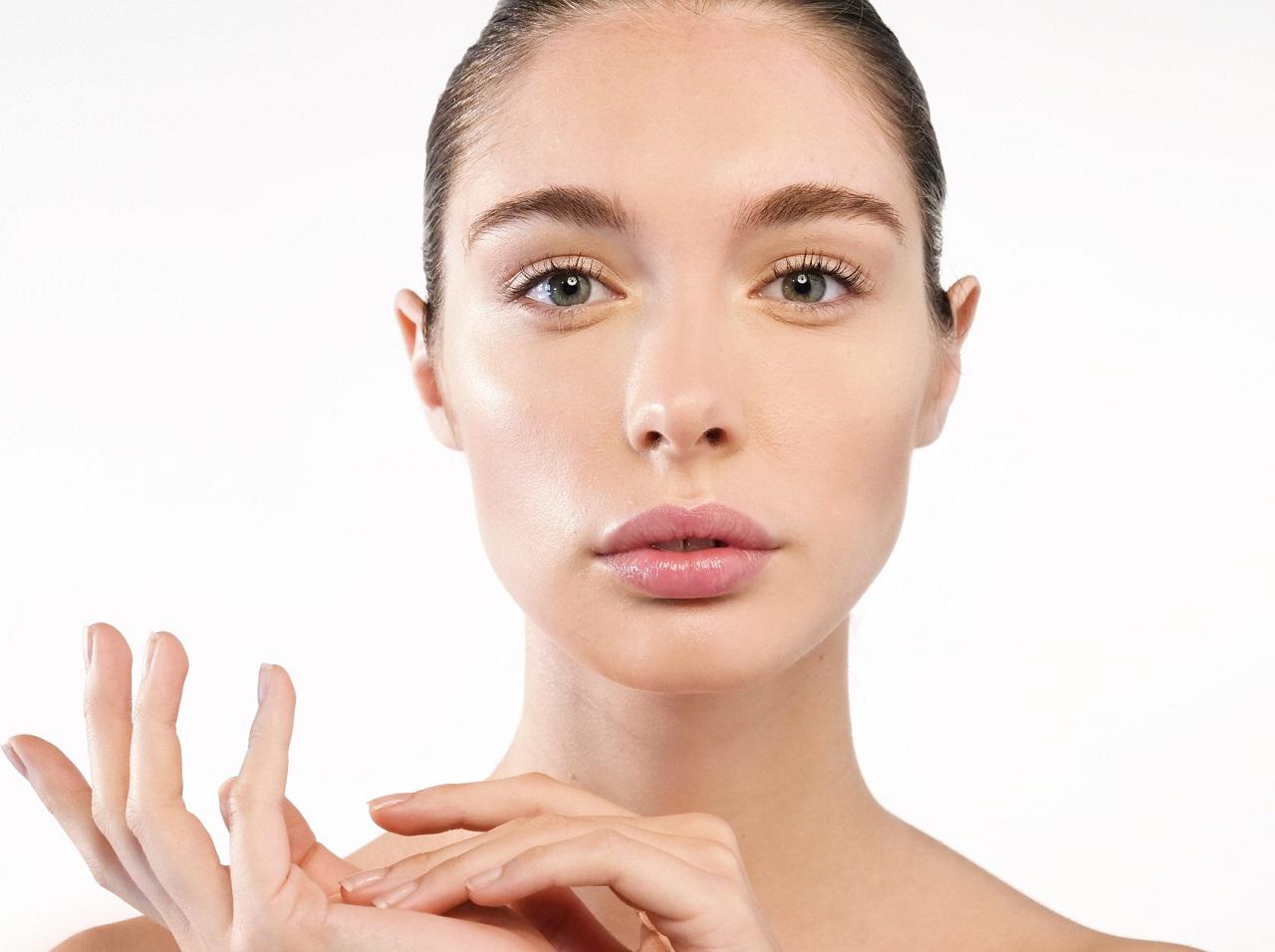 ぷっくり唇はメイクで作る!3つのリップテクをプロが伝授