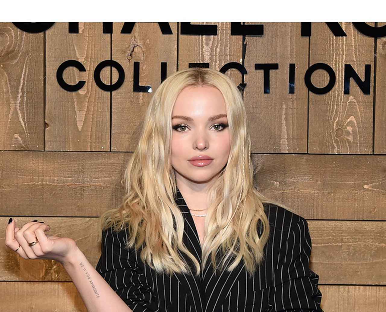 ダヴ・キャメロンが2年前に配った日本のゲームが隔離生活で大活躍