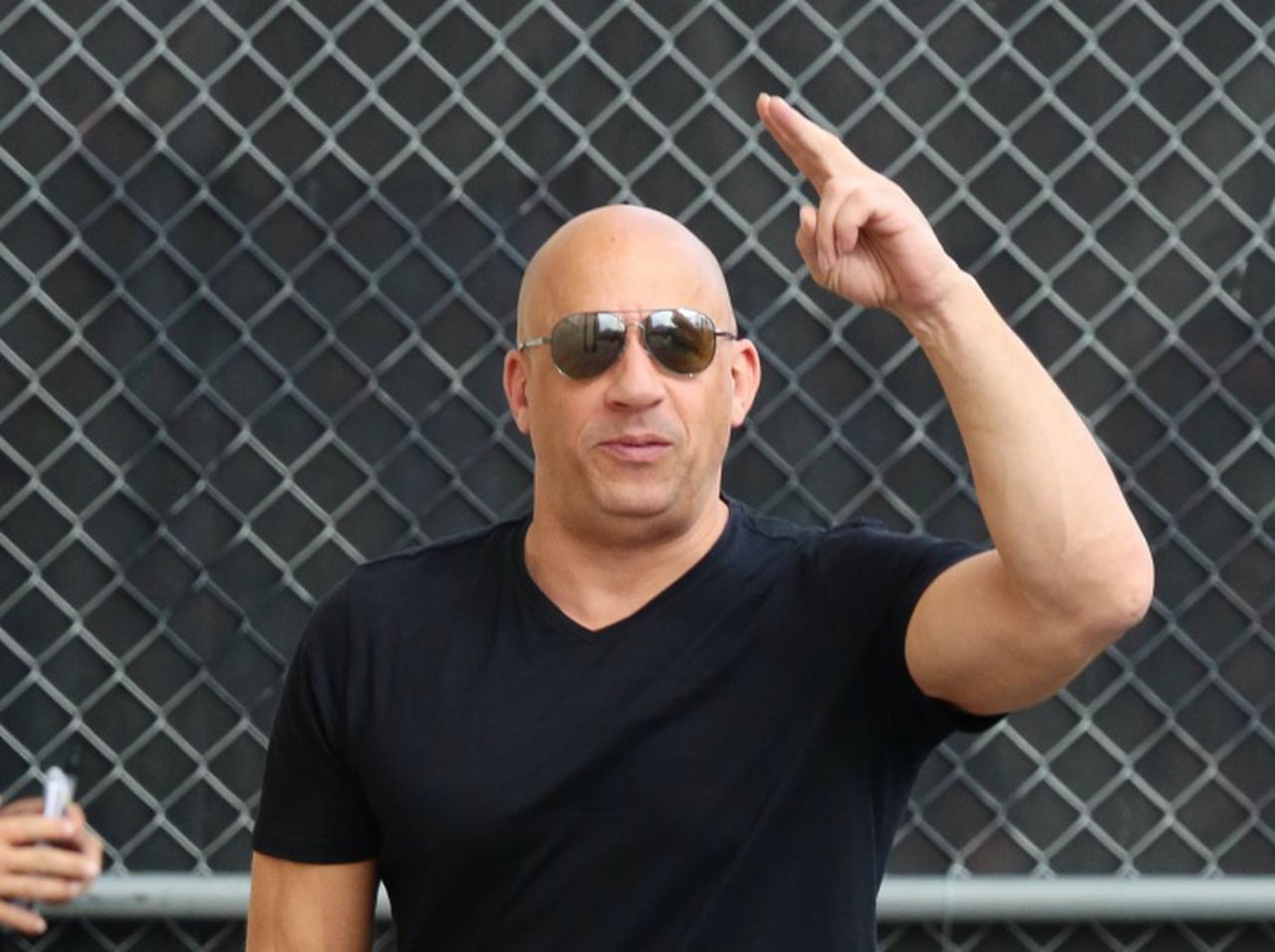 『ワイスピ』ヴィン・ディーゼル、ブレイク前にやっていたサメのおもちゃ販売映像が衝撃的