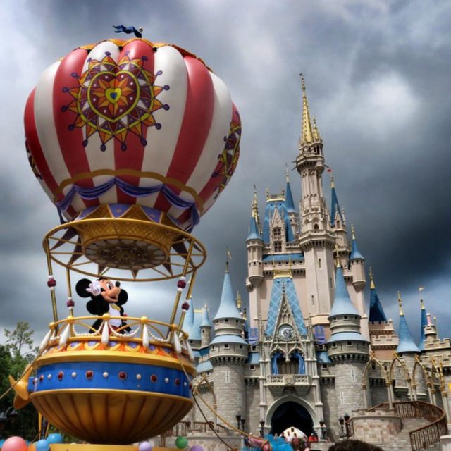ディズニーランド、長引く臨時休園で「最も恐れていたこと」が起きる