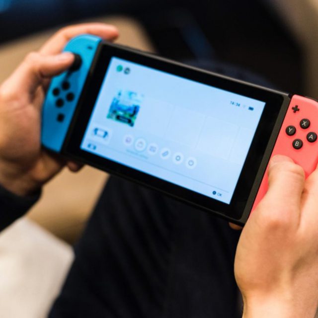 セレブの「おうち時間」のお供はNintendo Switch、一体どんなゲームで遊んでる？
