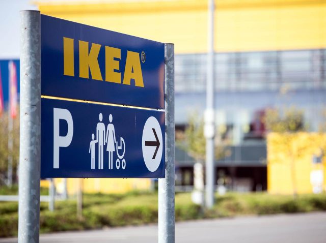 イケアでAV撮影？カメラに映った「女性の行動」でセキュリティを強化するハメに