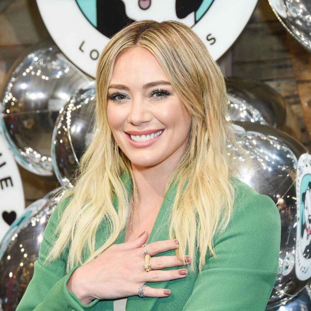 ヒラリー・ダフ、スキンケアの常識を覆す“美肌メソッド”を披露