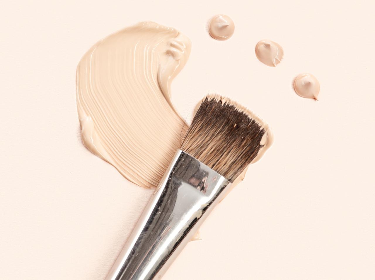 プロのイチオシ「ツヤ肌」ファンデはドラッグストアで買える！