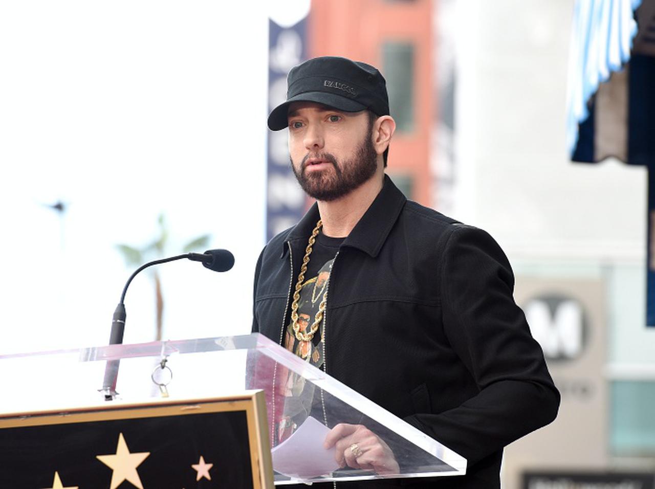 エミネム、警備員の目をすり抜けた侵入者と自宅で鉢合わせに