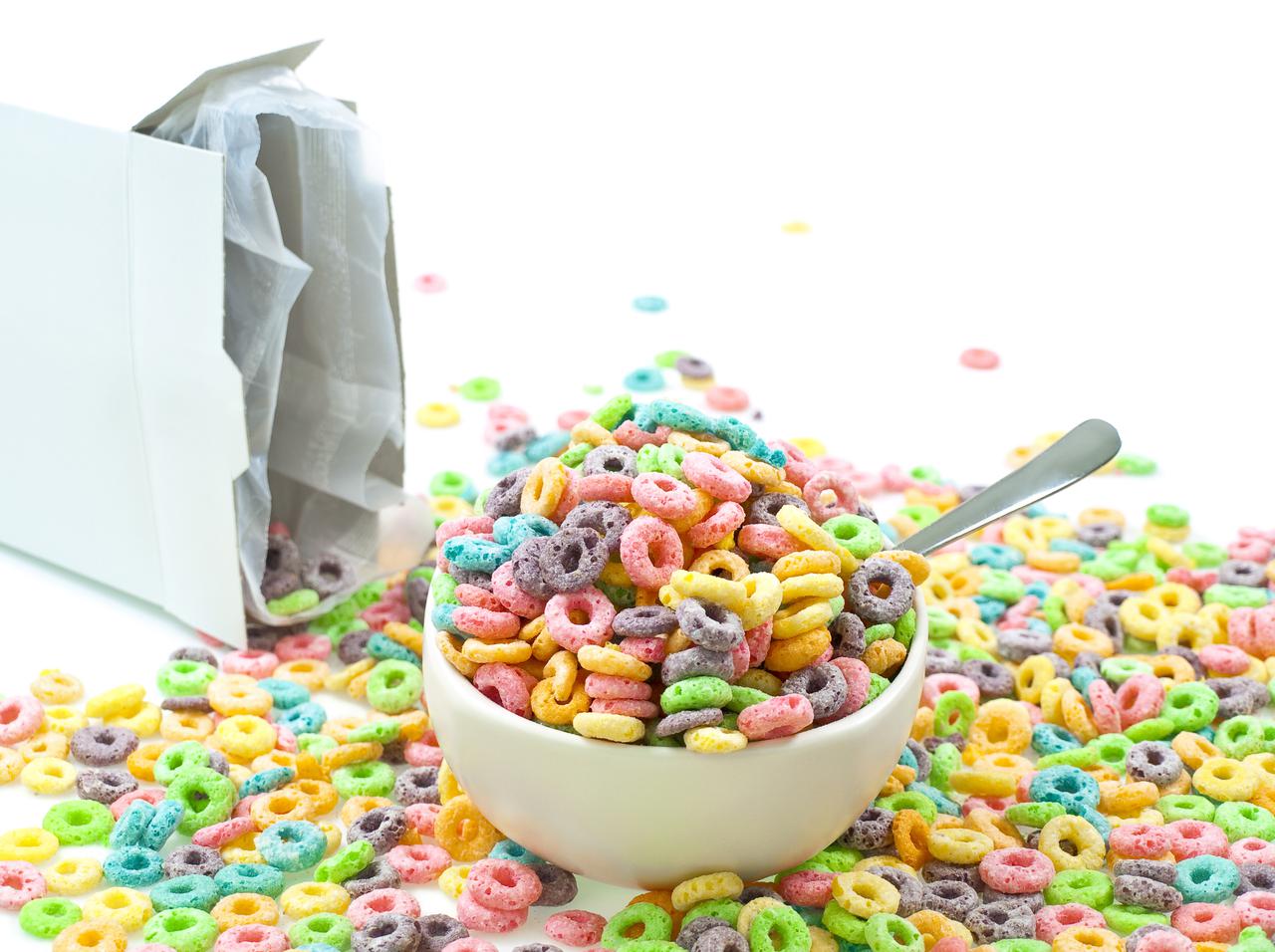 シリアルの紙箱の「パカパカしちゃうフタ」を閉じる簡単ライフハック