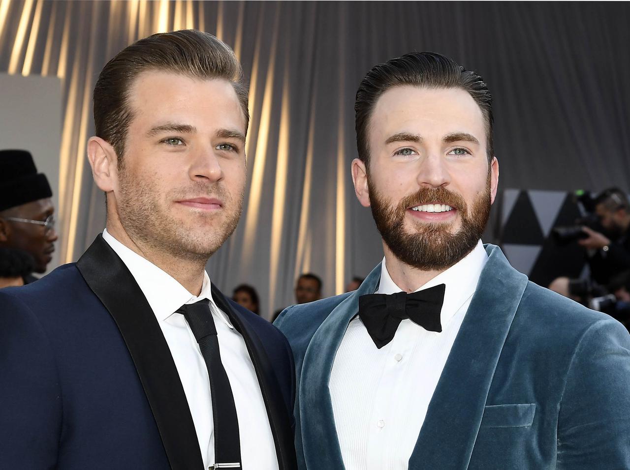 クリス・エヴァンス、弟スコットと「兄弟クイズ」で見せた絆の強さに驚き