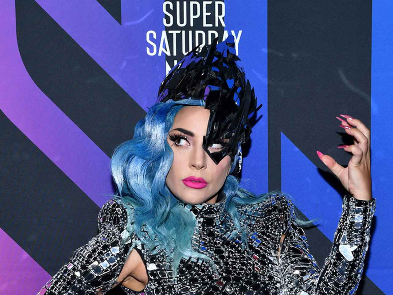 レディー・ガガ、ポップに返り咲いた新アルバム『クロマティカ』について語る【インタビュー】