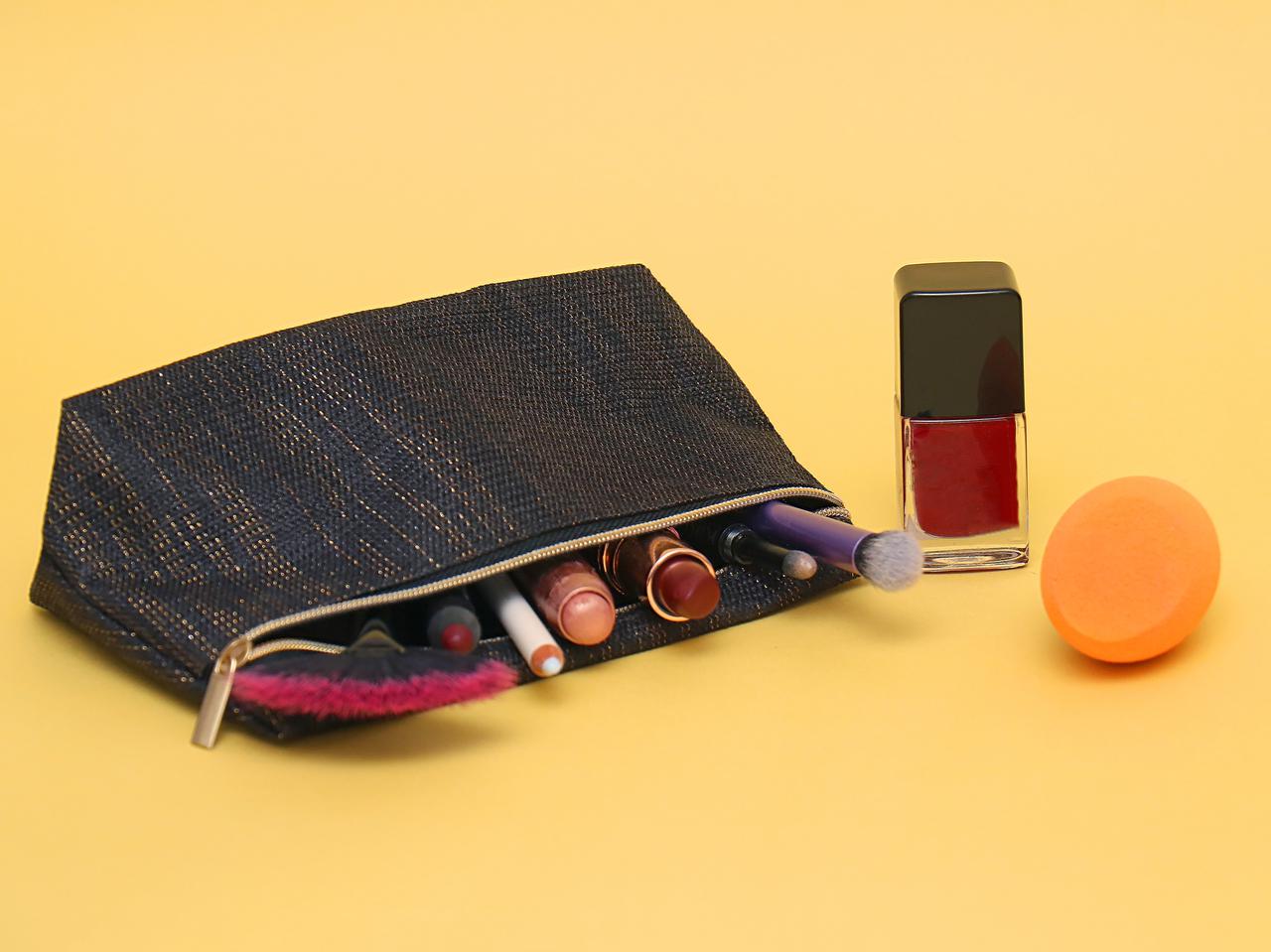 こんな風に使えるの!?プロが明かす「コスメ」の意外な使い道