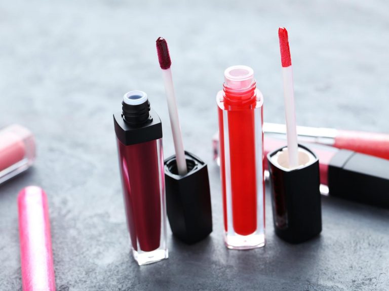 ひと手間で格上げ!リップグロスを塗る前にやるべき3つのこと