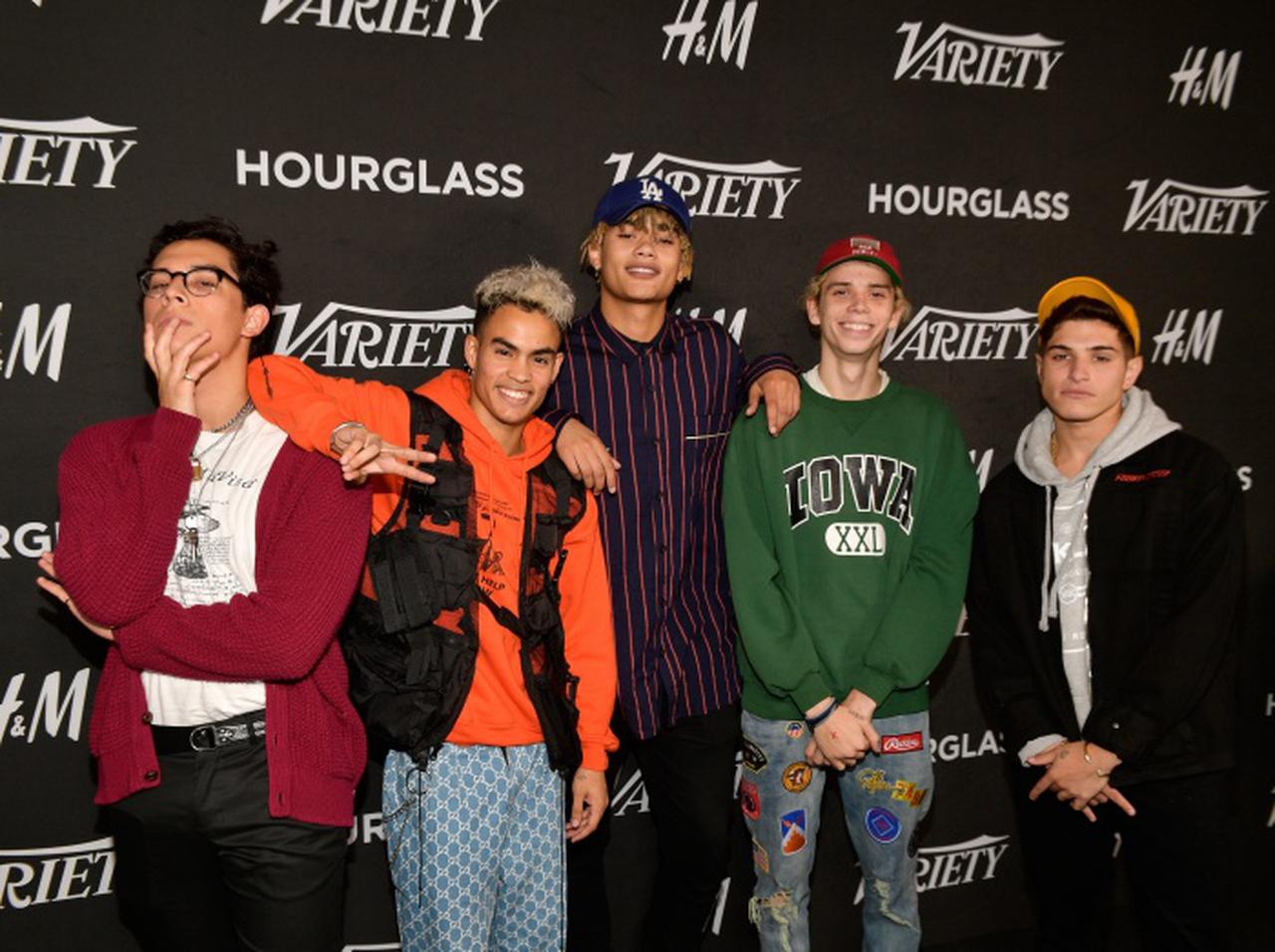 人気男性アイドルグループのメンバー、22歳で「パパ」になったことを報告