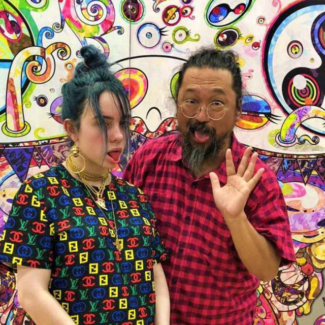 ビリー・アイリッシュ、村上隆とのコラボTシャツが「ユニクロUT」から発売
