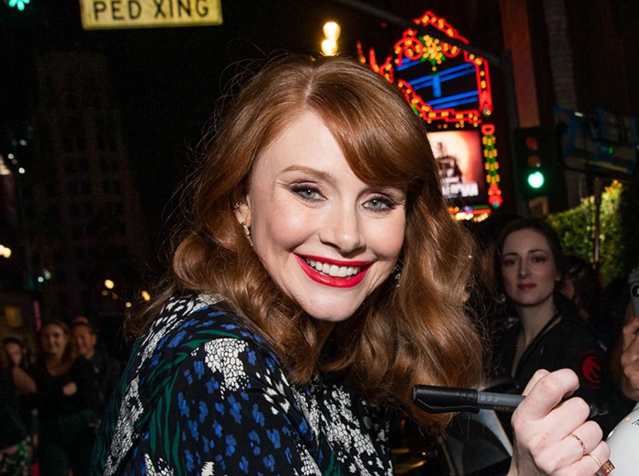 ブライス・ダラス・ハワード、21年かけて成し遂げたことに拍手喝采