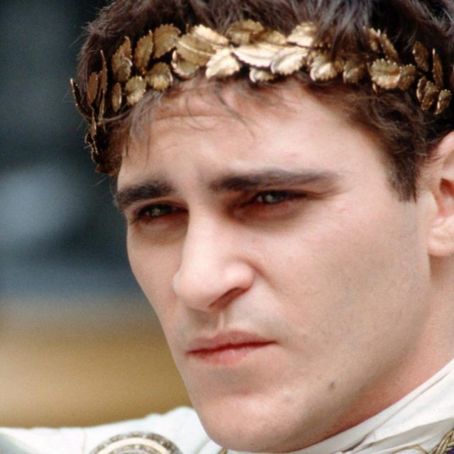 『グラディエーター』で共演者を怖がらせたホアキン・フェニックスのアドリブシーンが本当に怖い